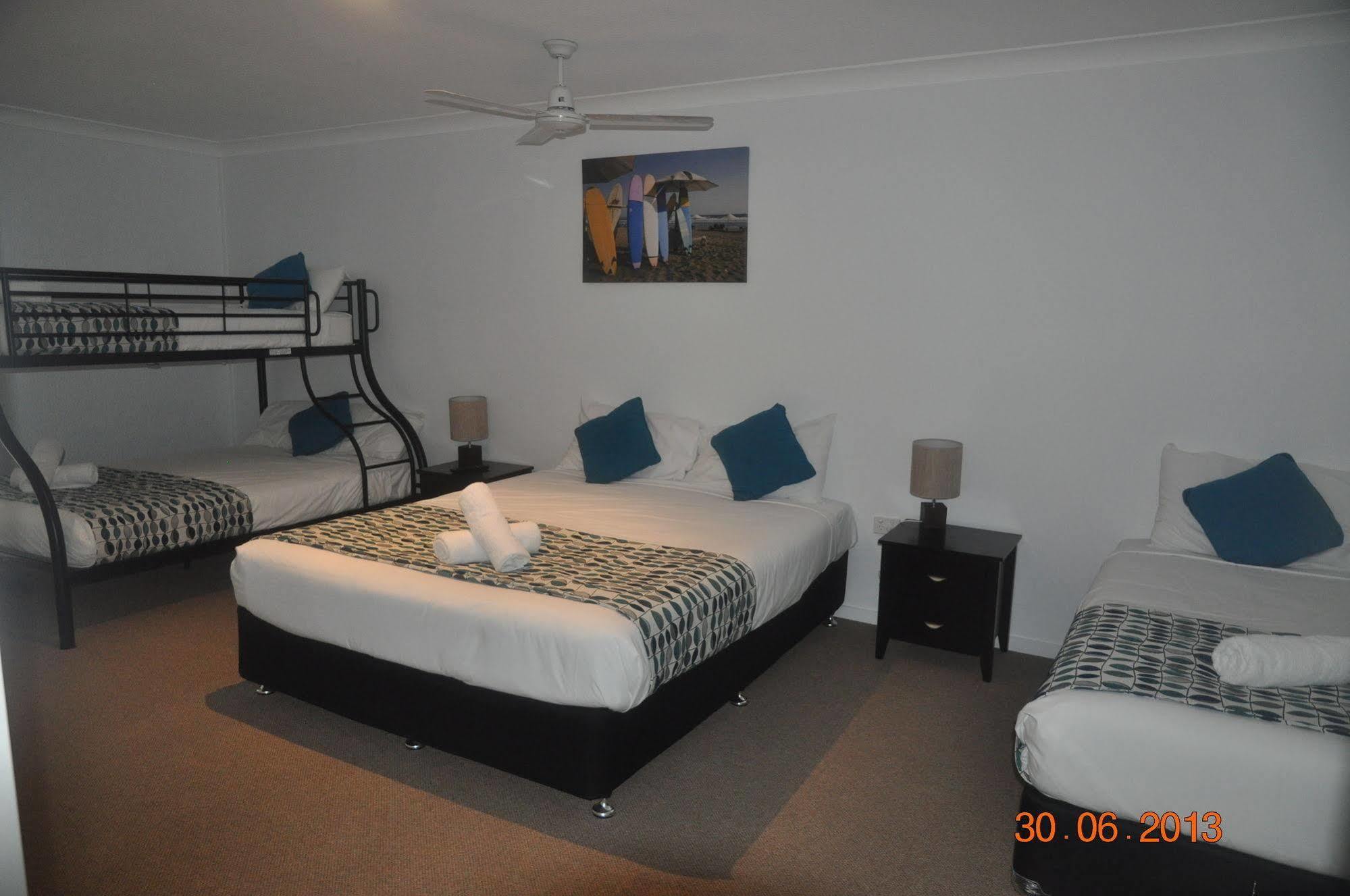 Pottsville Beach Motel Екстер'єр фото