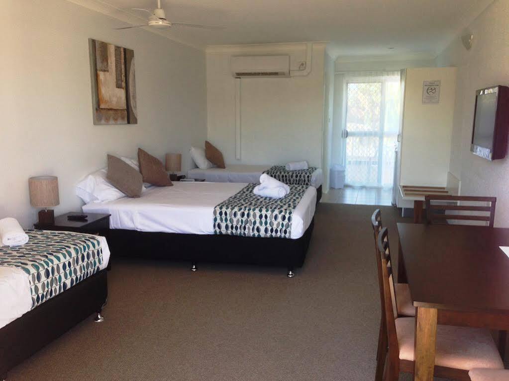 Pottsville Beach Motel Екстер'єр фото